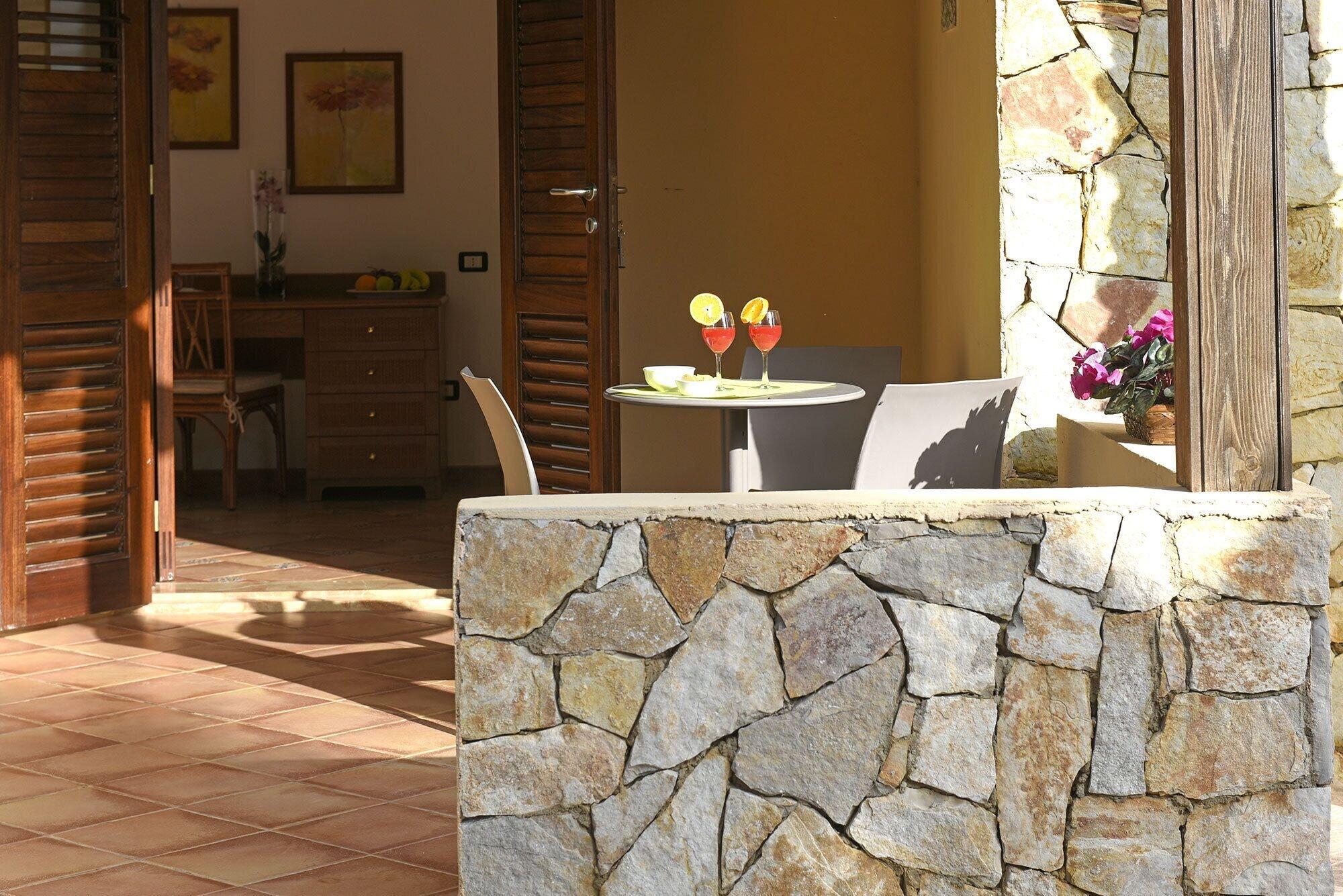Oasis Hotel Residence Resort LMP Buitenkant foto