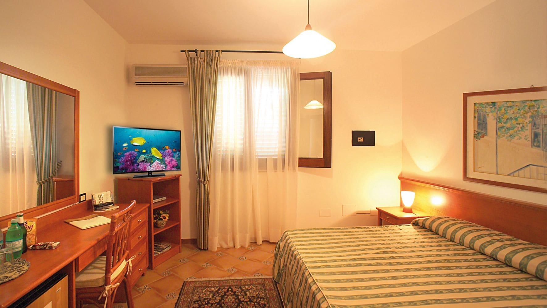 Oasis Hotel Residence Resort LMP Buitenkant foto